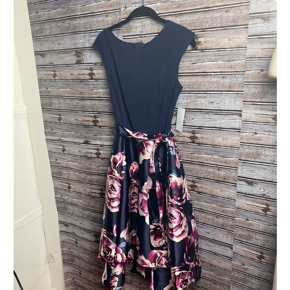 ALEXA B NITES FLORAL  DRESS           cc - Picture 4 of 6